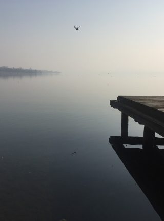 Giro dei laghi di Comabbio e Varese da Angera